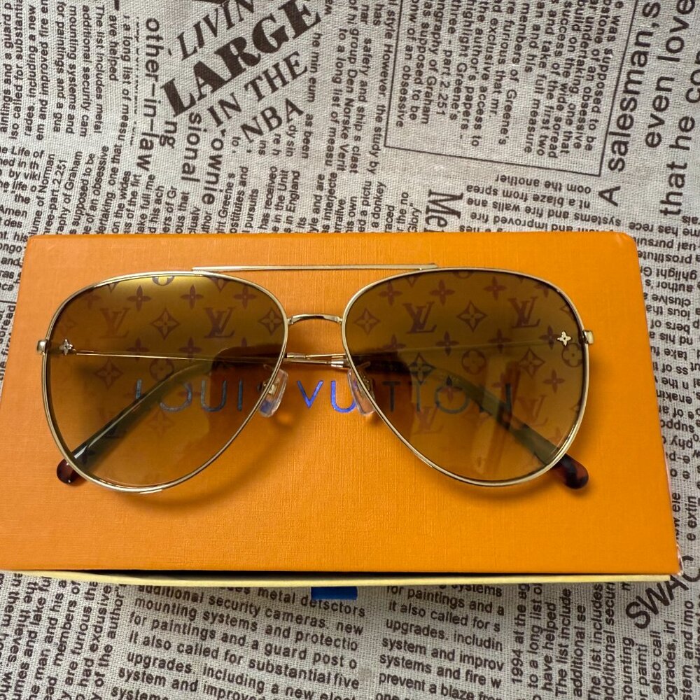 Louis Vuitton Gold Frame Sunglasses